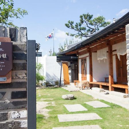 Ohnewwall Guesthouse Jeonju Extérieur photo