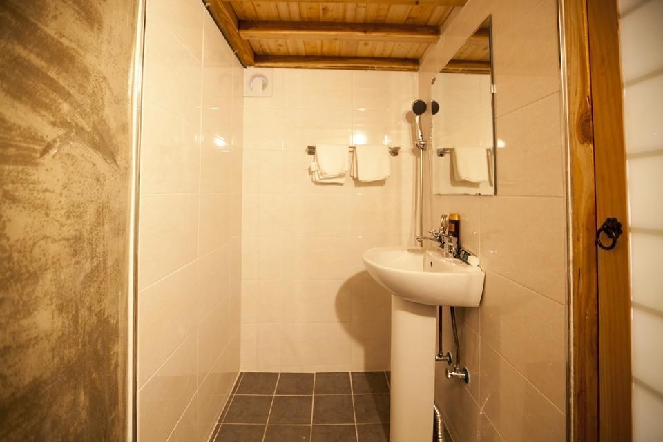 Ohnewwall Guesthouse Jeonju Extérieur photo