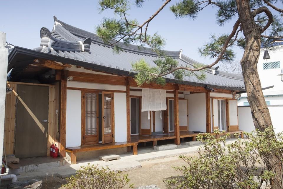 Ohnewwall Guesthouse Jeonju Extérieur photo