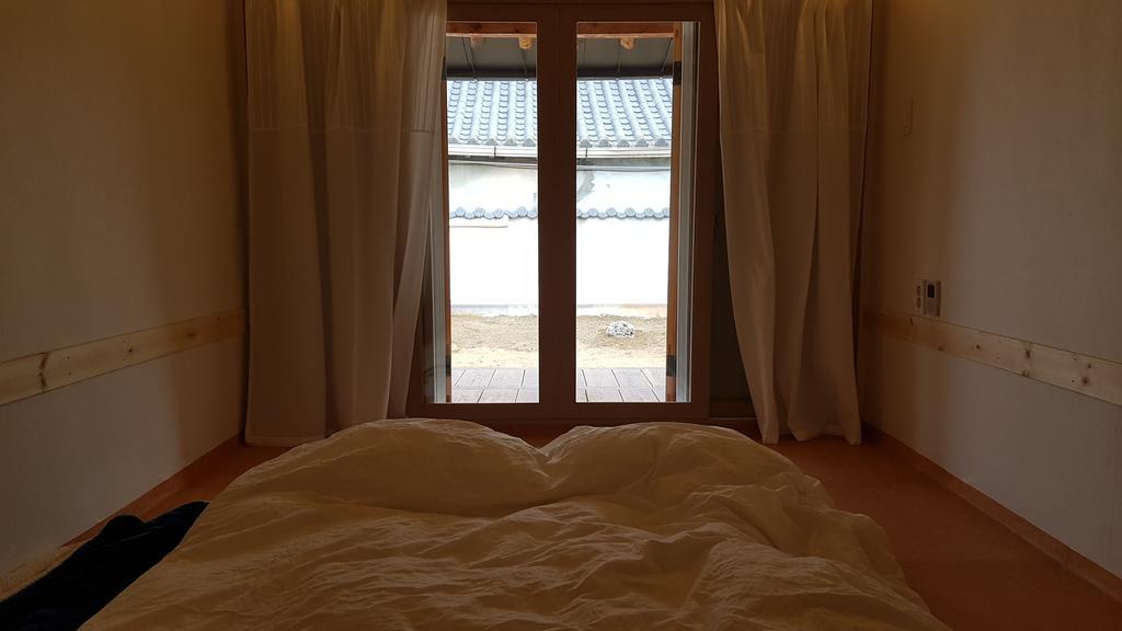 Ohnewwall Guesthouse Jeonju Extérieur photo