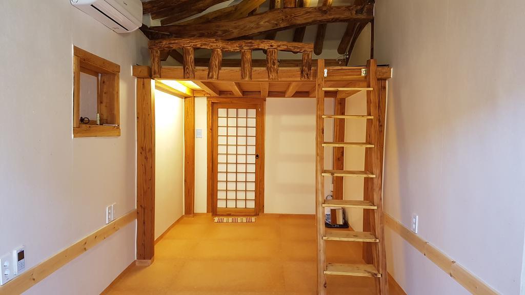 Ohnewwall Guesthouse Jeonju Extérieur photo